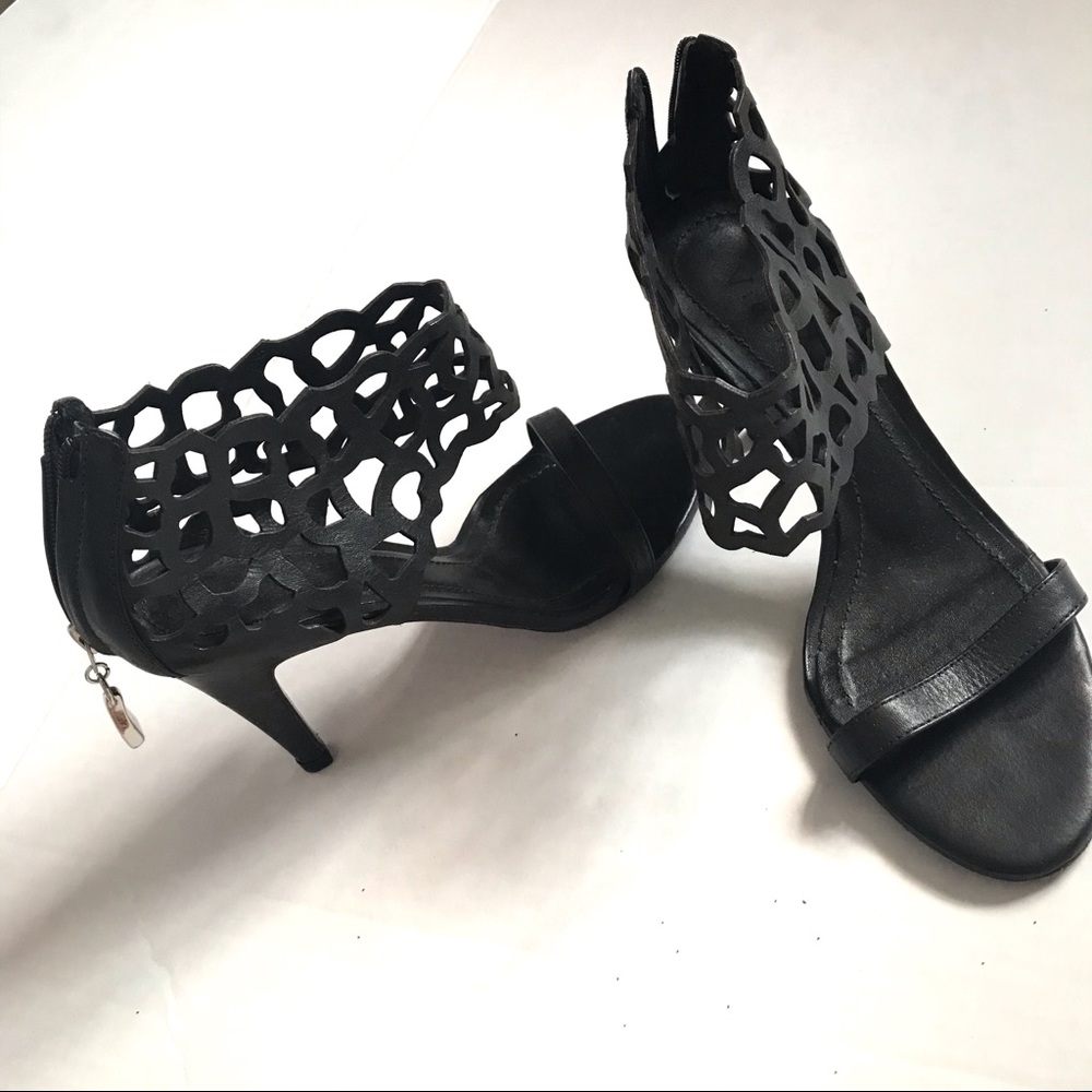 Vicenza black open toe sandals heels